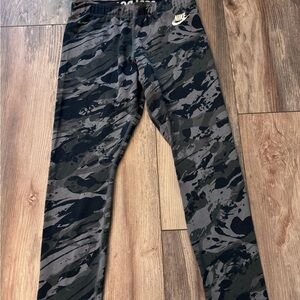 Nike Women's Small Just Do It Athletic Leggings Gray/Green Camo